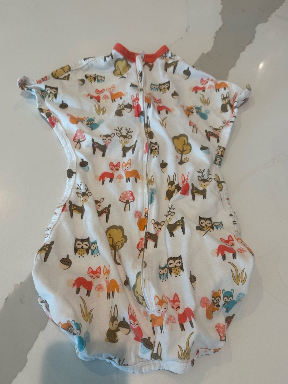 Zipadee Zip 100% cotton XS 3-6M in White with Woodland Print